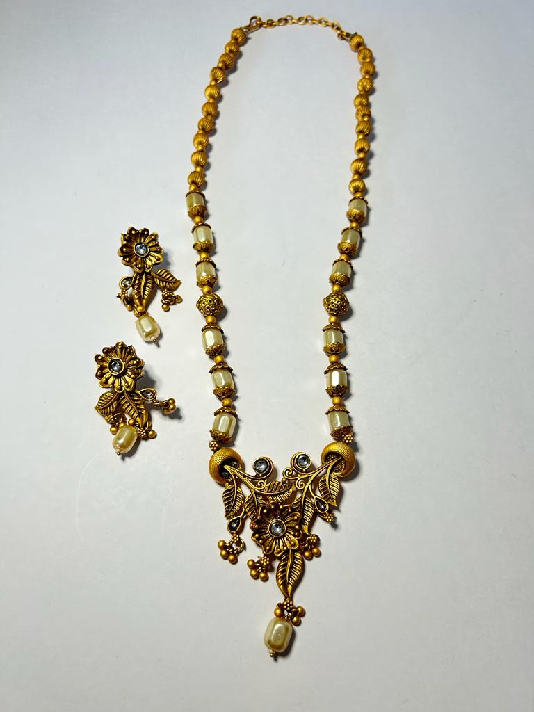 Antique Brass Necklace With Earrings